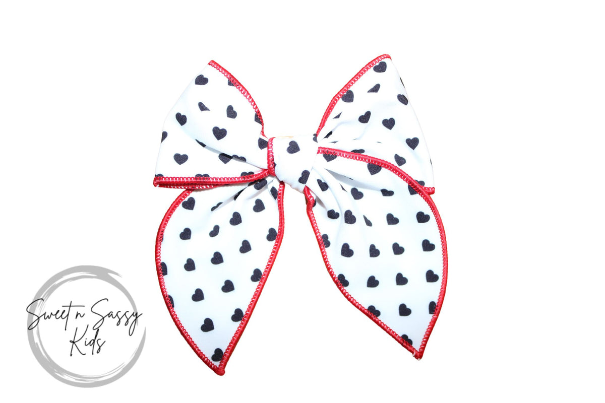 Black Hearts Fable Bow