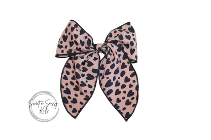 Cheetah Hearts Fable Bow