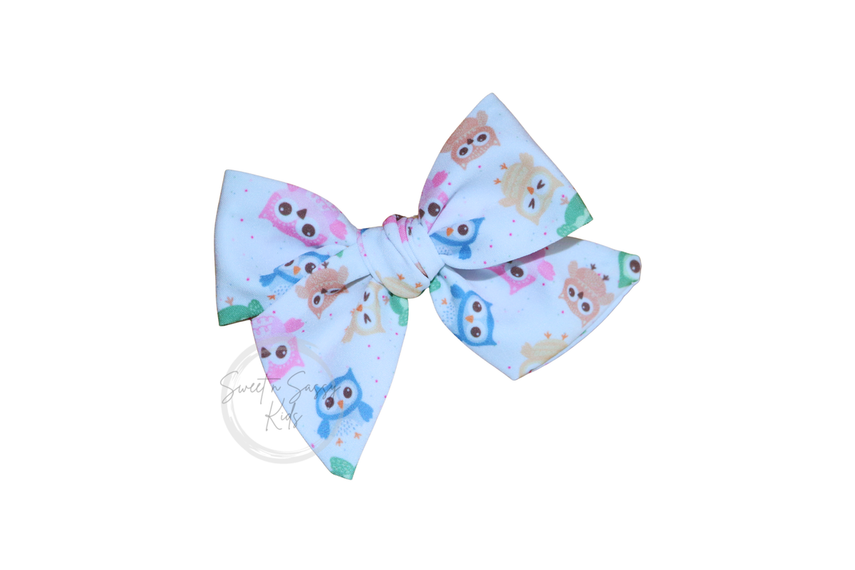 Owl Pinwheel Bow, 3.5 inch